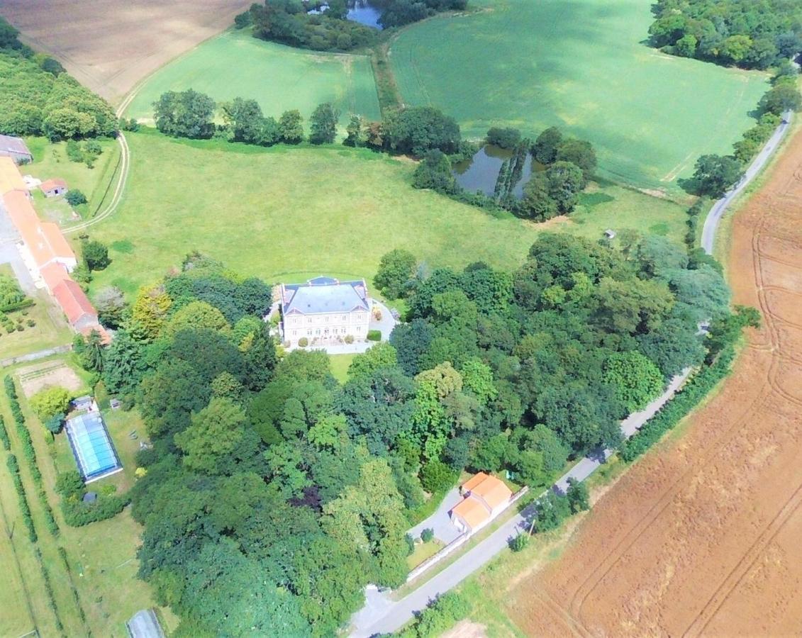 مبيت وإفطار Saint-Viaud Domaine Du Plessis Grimaud المظهر الخارجي الصورة